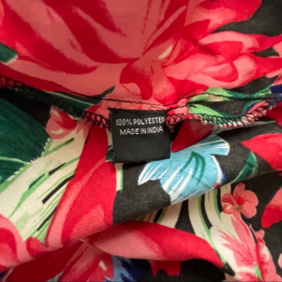 Top - Picture 4 of 4